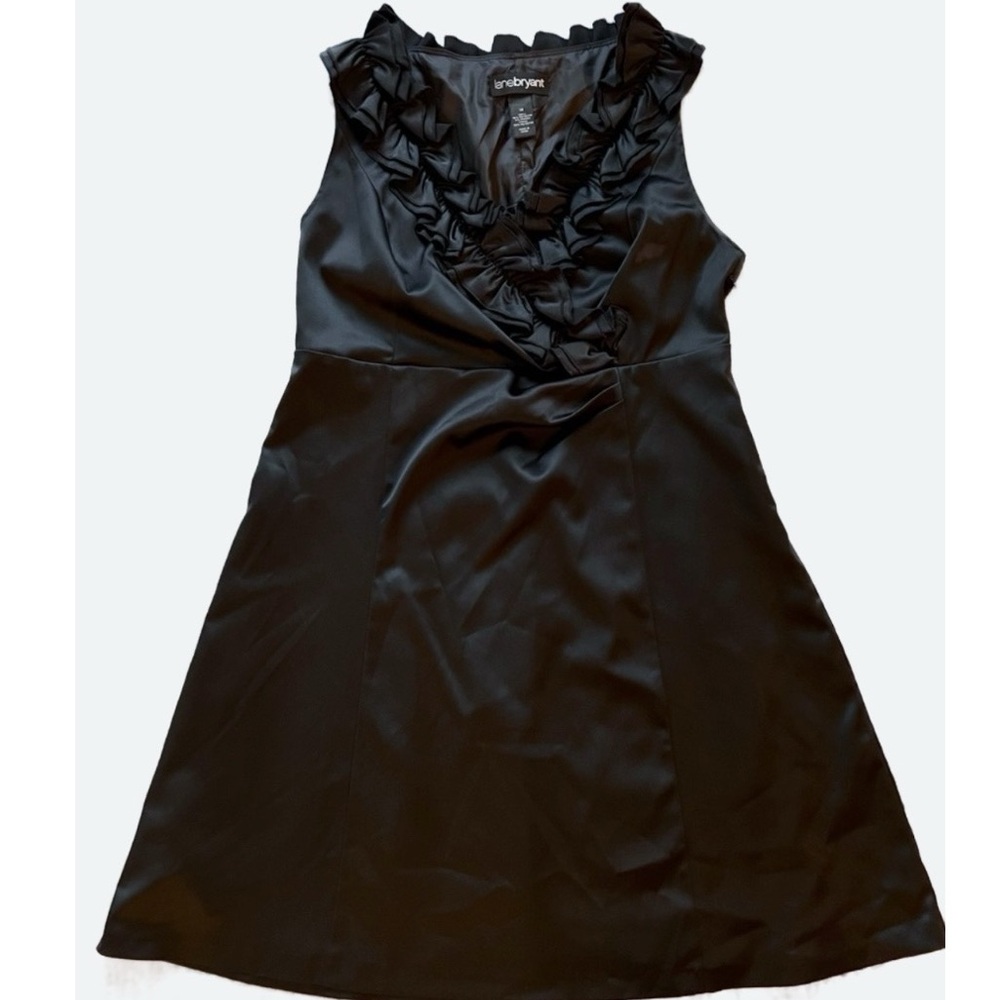 LBD Black Ruffled V Neck Sleeveless Cocktail Dress Size 14 Lane Bryant